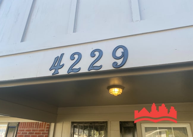 Building Photo - 4229 Westover Ave