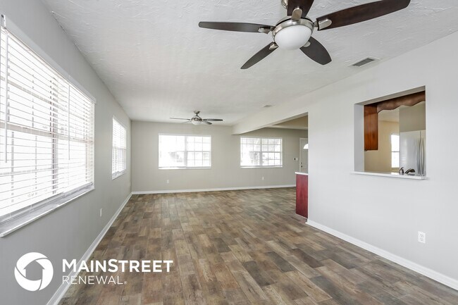 Foto del edificio - 731 Cypress Ave