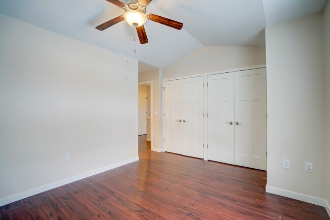 Foto del edificio - 4362 Eagle Ridge Ln