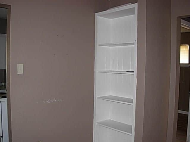 Building Photo - 4823 Lavender St