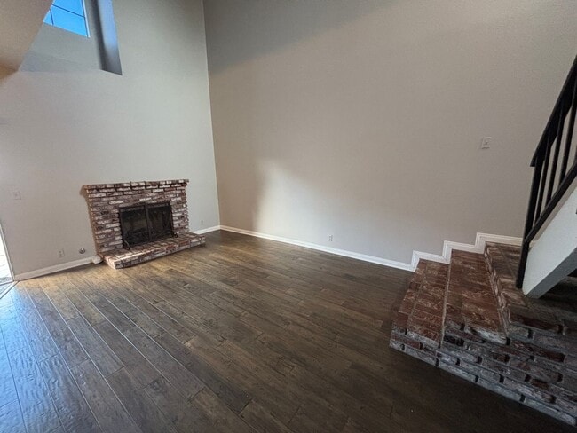 Building Photo - 22832 Banyan Pl