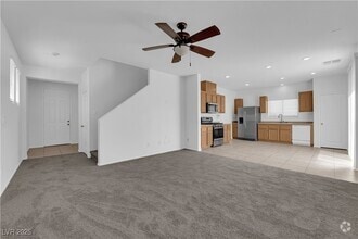 Building Photo - 6236 Halstead Ct