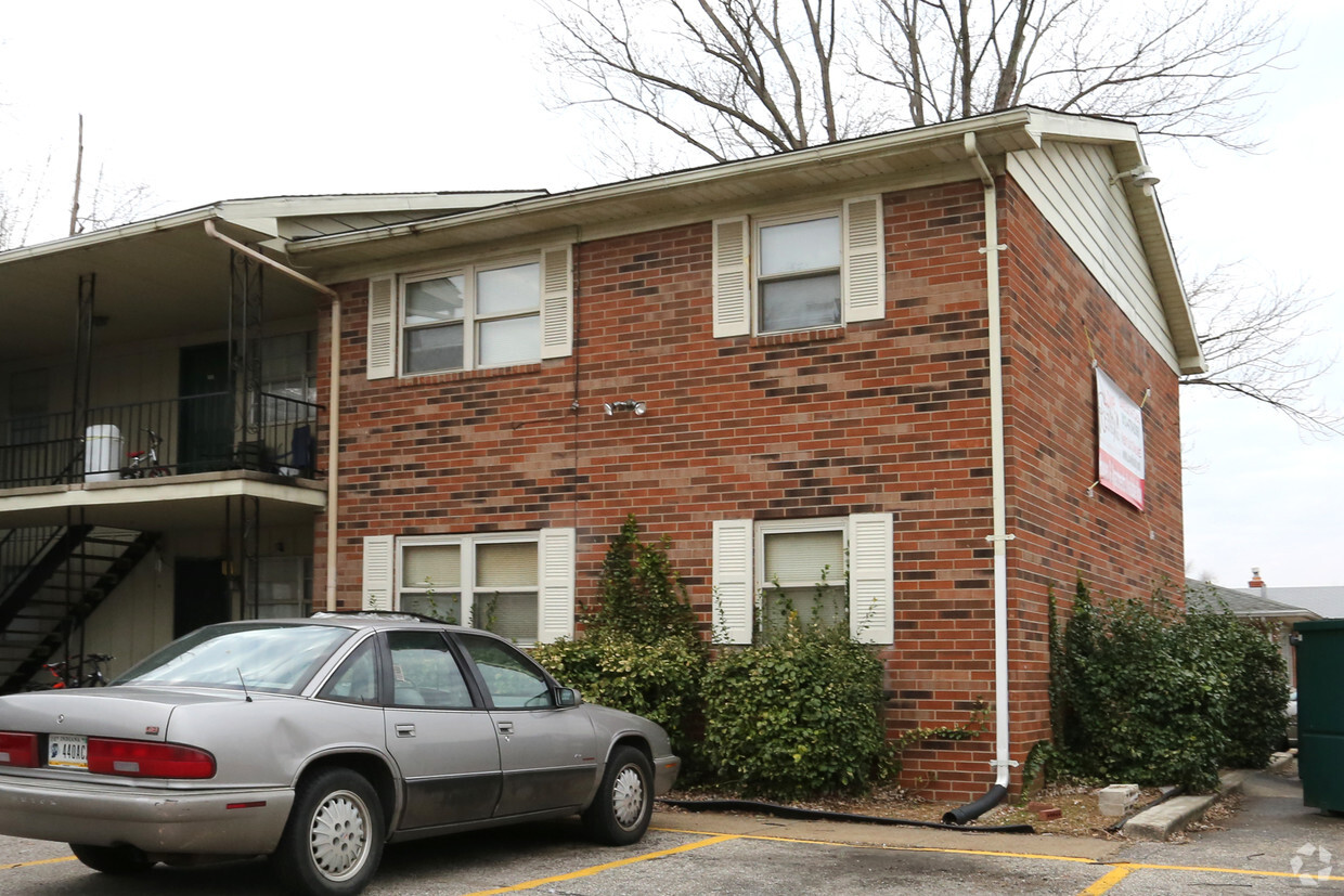 Building Photo - Pollack Apartments