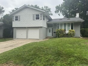 Building Photo - 57 Sandy Hollow Rd
