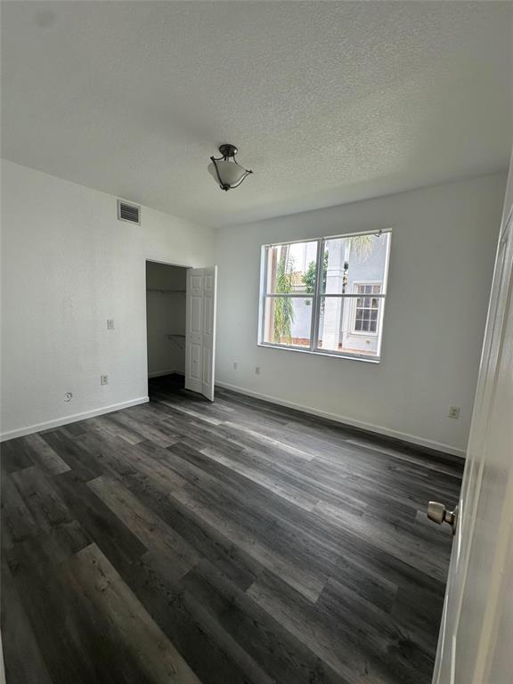 Foto del edificio - 13376 SW 47th St