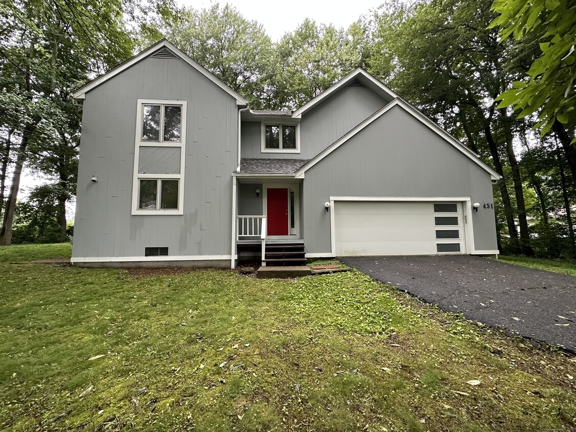 Primary Photo - 451 Pine Tree Dr