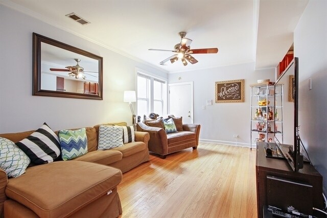 Foto del edificio - 1436 W Roscoe St
