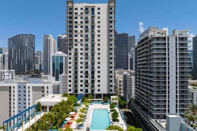 Building Photo - Magnus Brickell