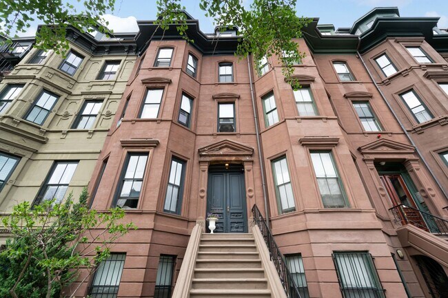 Foto del edificio - 505 Columbus Ave