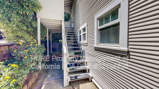 Building Photo - 195 San Carlos Ave