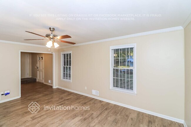 Foto del edificio - 2550 Raintree Way NE