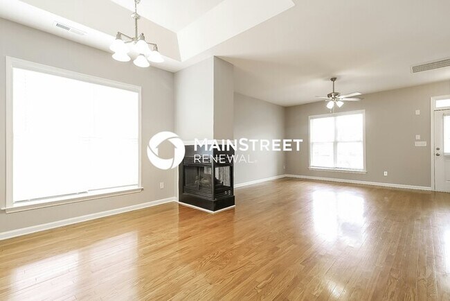 Building Photo - 3 Bedroom Pet-Friendly Home in CLAYTON, NC with Main Street Renewal