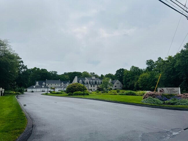 Foto del edificio - 214 Alps Rd