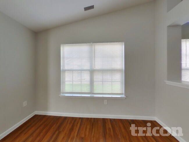 Building Photo - 5513 Lipizzan Ln