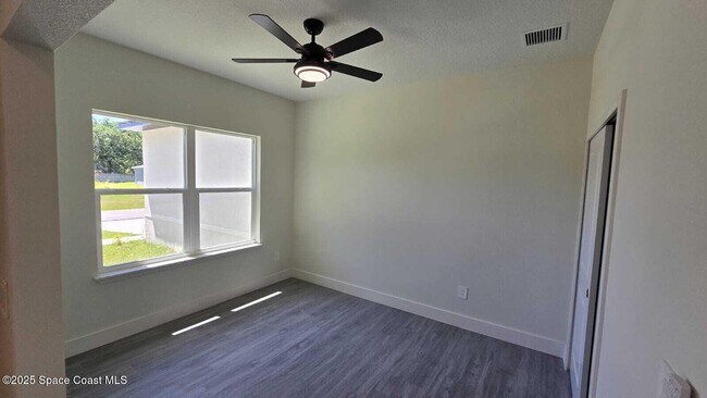 Building Photo - 2966 Pomello Ave SW