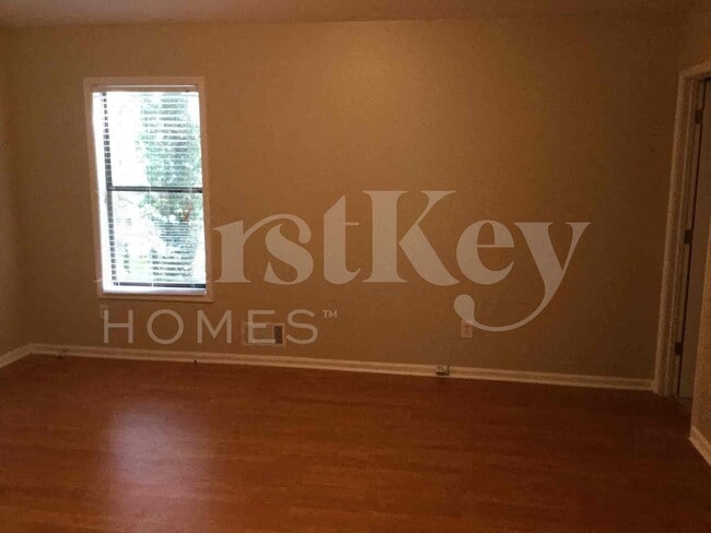 Foto del edificio - 4005 Rock Mill Pkwy