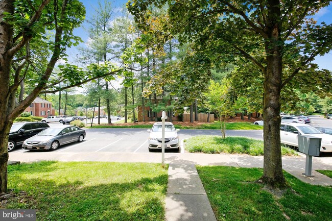 Foto del edificio - 9307 Bentridge Ave