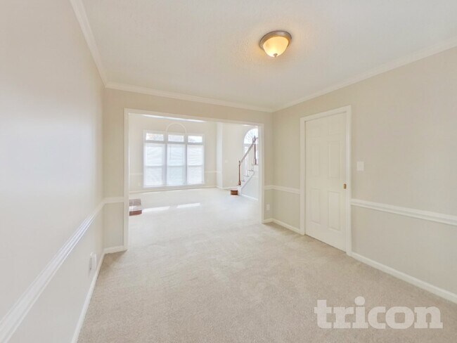 Foto del edificio - 713 Trailing Rock Dr