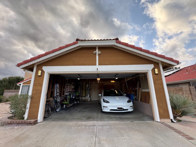 Building Photo - 37029 Dawson Dr