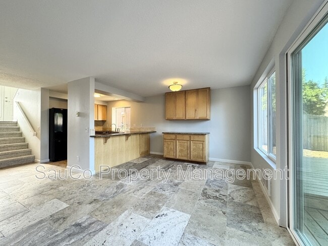 Building Photo - 7285 SW 158th Pl