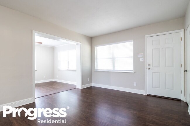 Building Photo - 5324 Alpha Dr