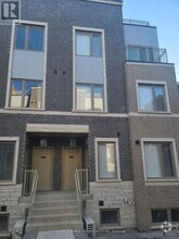 Building Photo - 151 Honeycrisp Cres