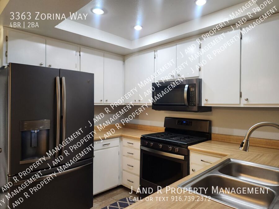 Photo - 3363 Zorina Way-