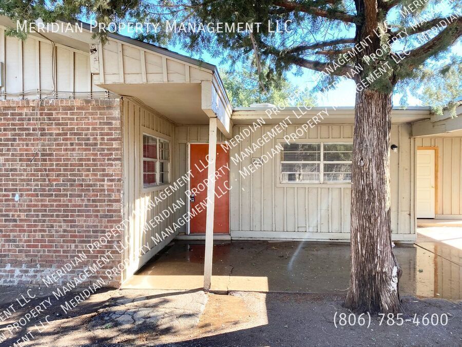 Foto principal - Spacious 2/1/carport near 19th/Frankford