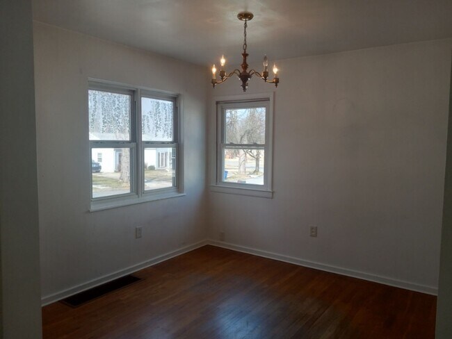 Foto del edificio - 1301 Warwick Rd