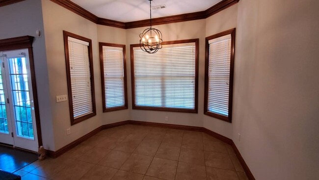 Building Photo - 4105 SW Staverton Dr
