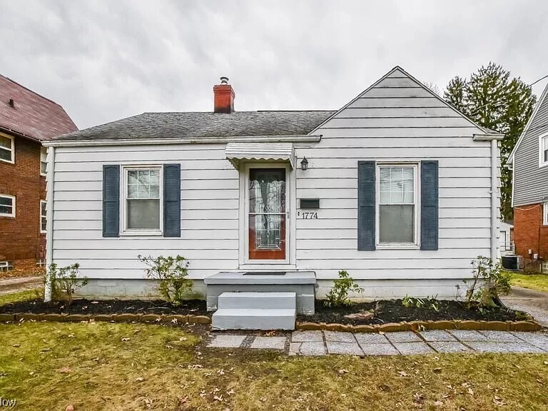 1774 Hillside Ter Akron, OH 44305 – photo 1