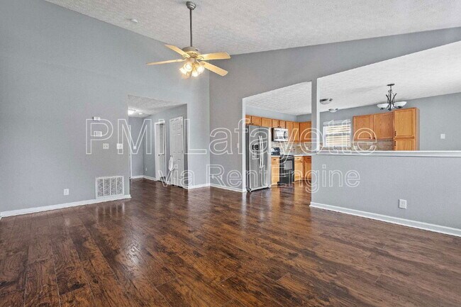 Building Photo - 4011 Homerton St