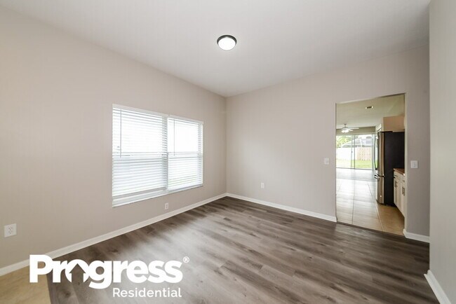 Building Photo - 12323 Hollybush Terrace