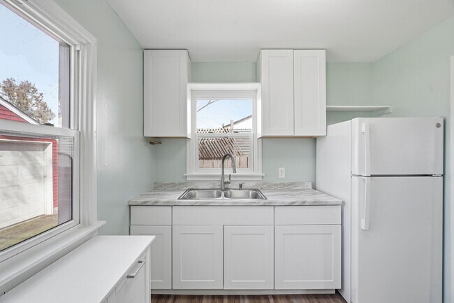 Foto del edificio - 2707 E South Crescent Ave