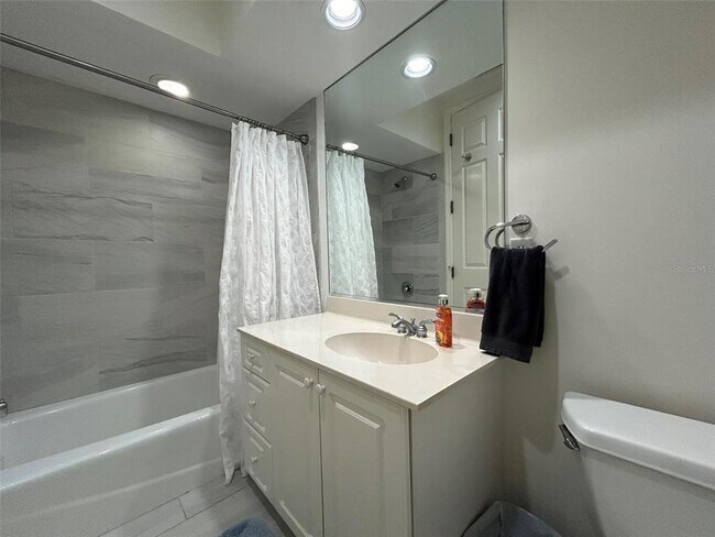 Building Photo - 3705 54th Dr W