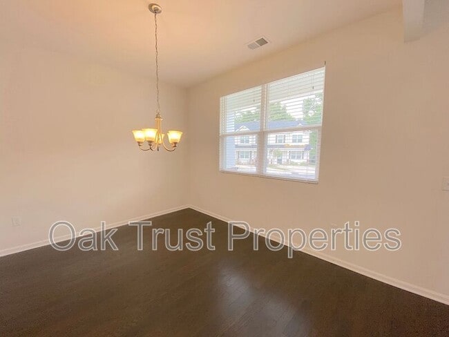 Building Photo - 9054 Parlor Dr