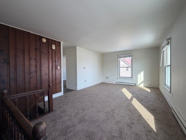 Building Photo - 38-42 E XENIA