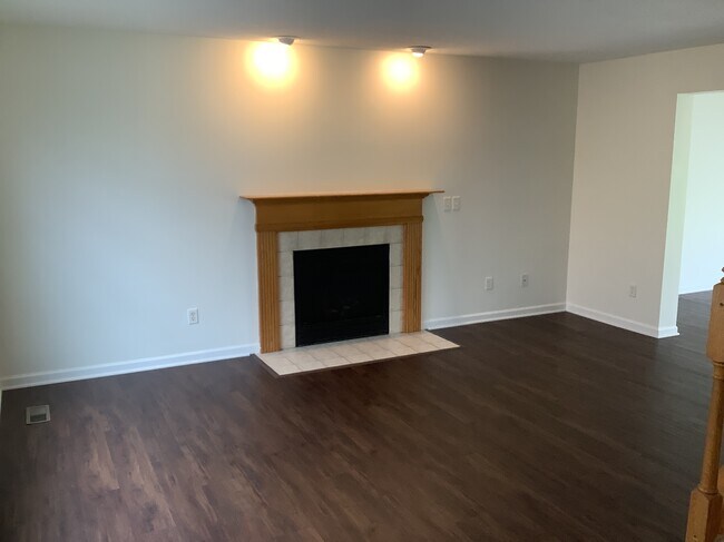 Foto del edificio - 7633 Mourning Dove Ln