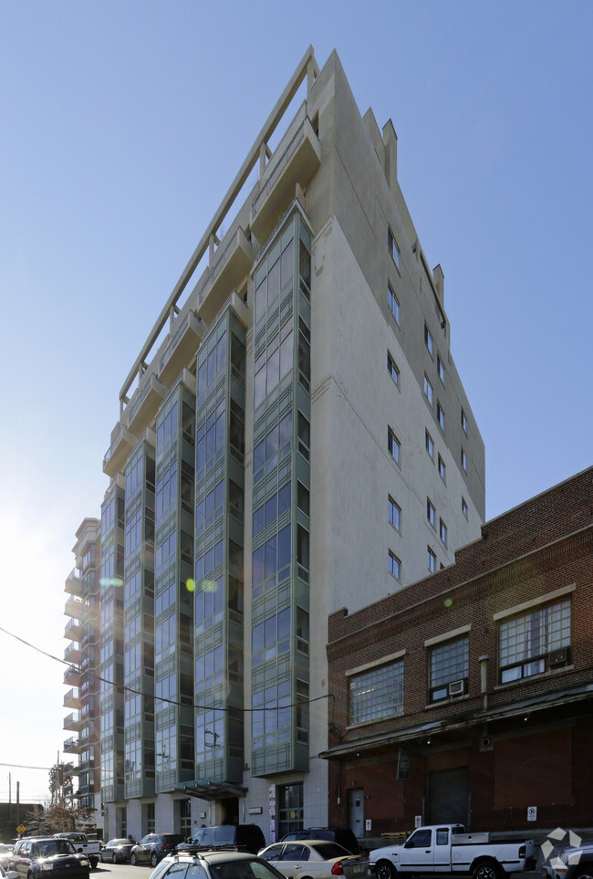 Zephyr Lofts