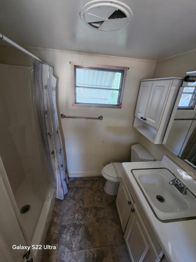 Foto del edificio - 1012 51st Ave Terrace W