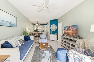 Building Photo - 8161 Twelve Oaks Cir