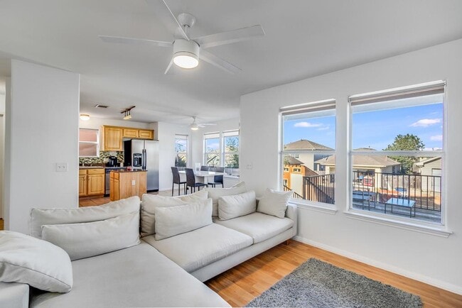 Building Photo - 6140 Seville Dr