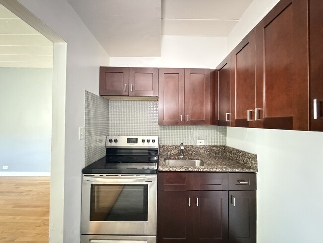 Foto del edificio - 1360 W Touhy Ave
