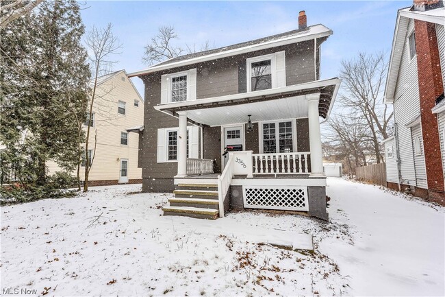 Building Photo - 3356 Euclid Heights Blvd