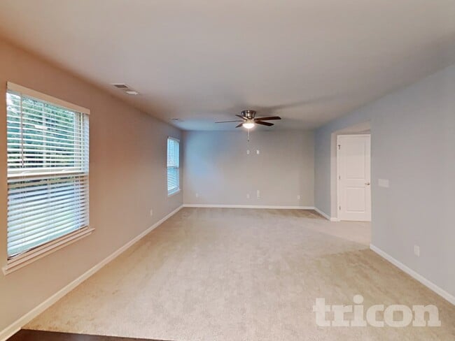 Building Photo - 306 Heroit Ct