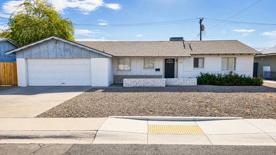 Building Photo - 2024 N 81st Pl