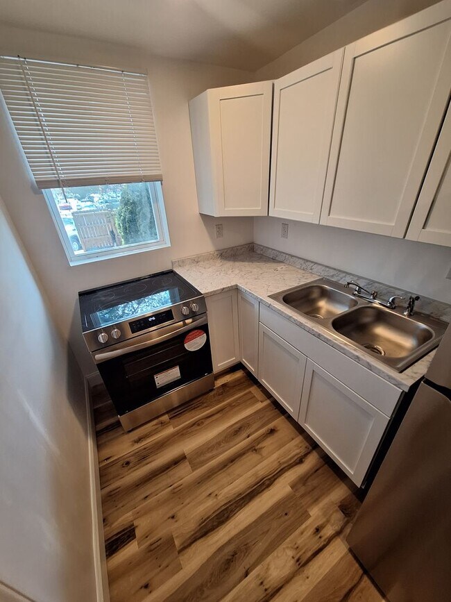 Foto del edificio - 140 Miller Ln