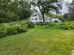 Building Photo - 18 Fir Hollow Rd