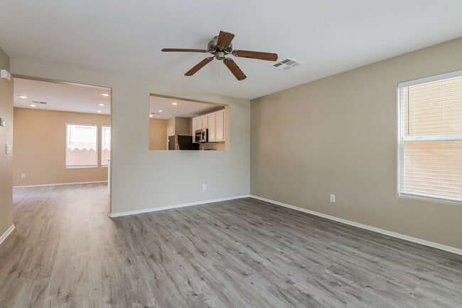 Building Photo - 11556 Elcadore St
