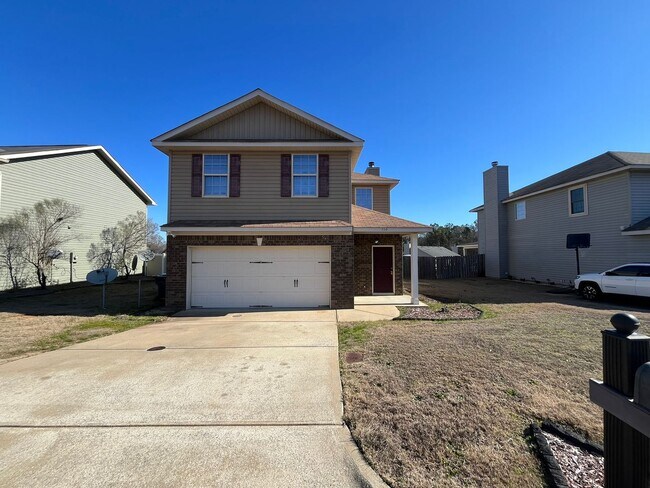 Foto del edificio - Welcome To The Orchard Hills Subdivision! Located in Phenix City, AL